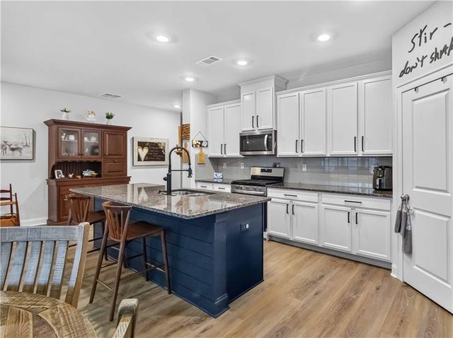 3625 Summerpoint Crossing, Cumming, GA 30028
