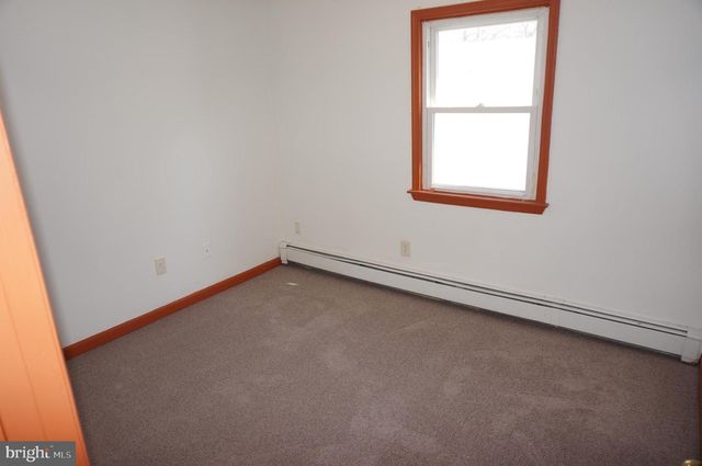 250 E CHESTNUT ST, Norristown, PA 19401