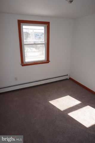 250 E CHESTNUT ST, Norristown, PA 19401