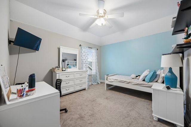 913 Basket Willow Terrace, Fort Worth, TX 76052