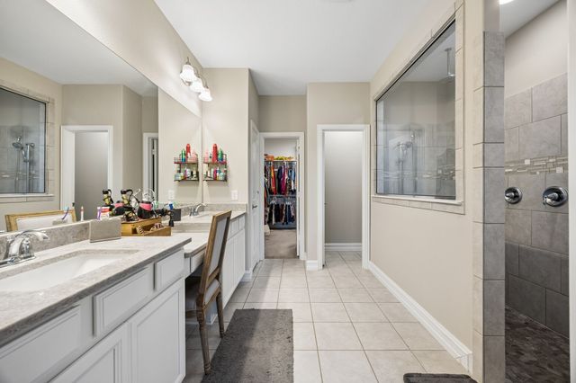 913 Basket Willow Terrace, Fort Worth, TX 76052