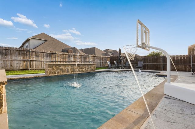 913 Basket Willow Terrace, Fort Worth, TX 76052