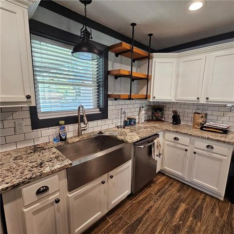 113 SPRING CREEK Drive, Pineville, LA 71360