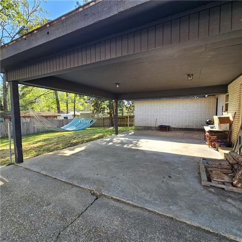 113 SPRING CREEK Drive, Pineville, LA 71360