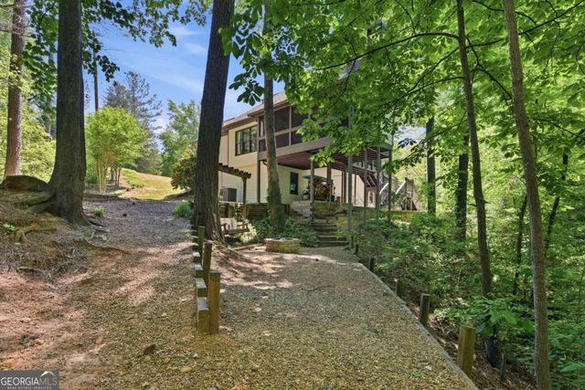 2815 Lake Court, Cumming, GA 30041