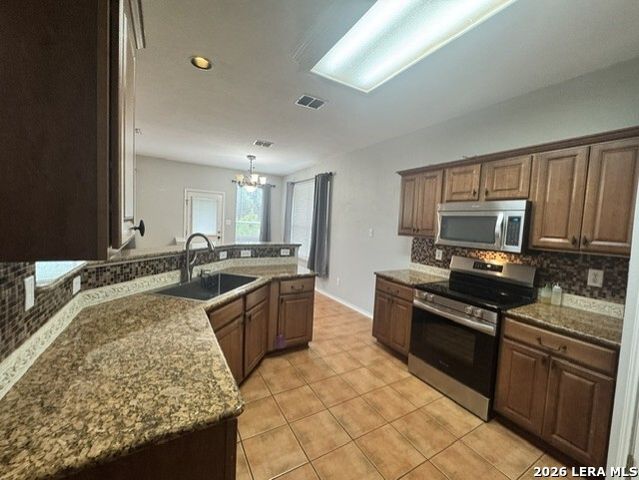 162 Coopers Hawk, San Antonio, TX 78253