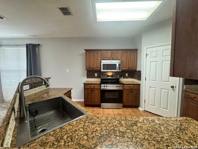162 Coopers Hawk, San Antonio, TX 78253