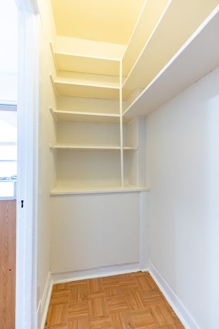 6509 N Hoyne Avenue 1N, Chicago, IL 60645