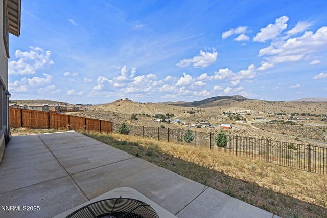 2105 Painted Sky Way, Sun Valley, NV 89433