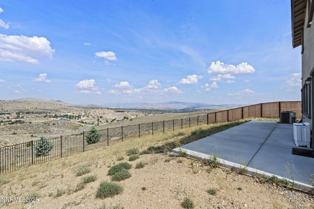 2105 Painted Sky Way, Sun Valley, NV 89433