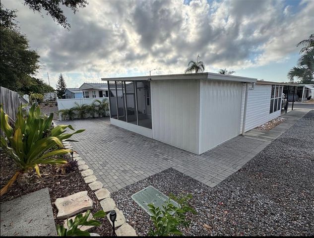 3301 ALT 19 162, Dunedin, FL 34698