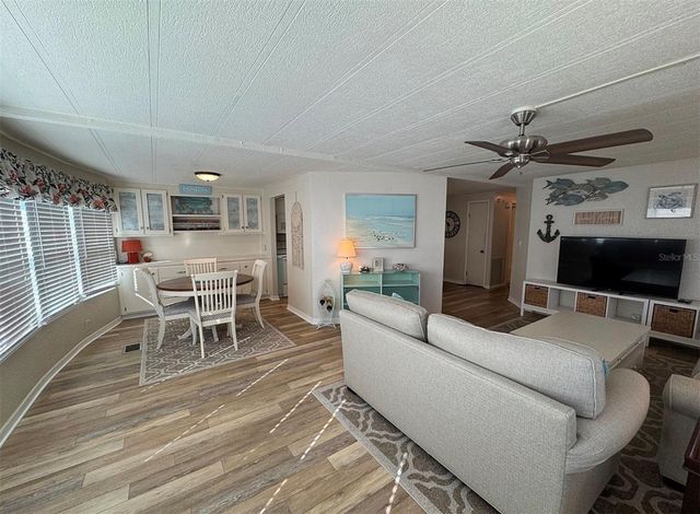 3301 ALT 19 162, Dunedin, FL 34698