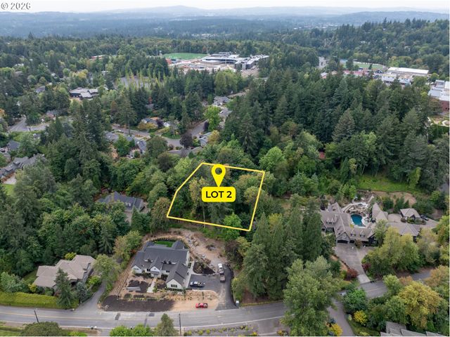 13801 GOODALL Rd 2, Lake Oswego, OR 97034