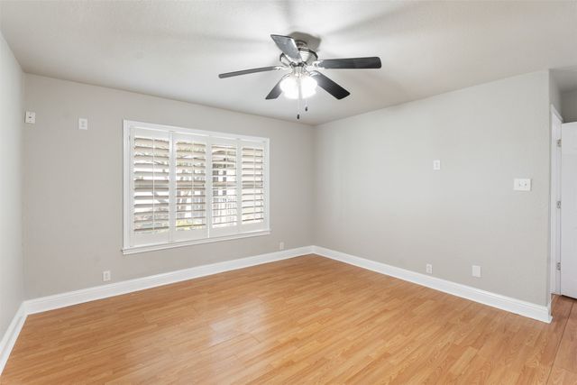 207 Loon Bay Court, Gun Barrel City, TX 75156