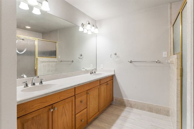 207 Loon Bay Court, Gun Barrel City, TX 75156