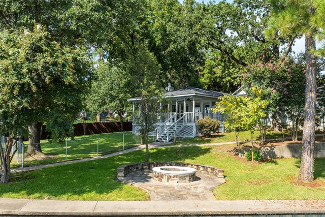 207 Loon Bay Court, Gun Barrel City, TX 75156