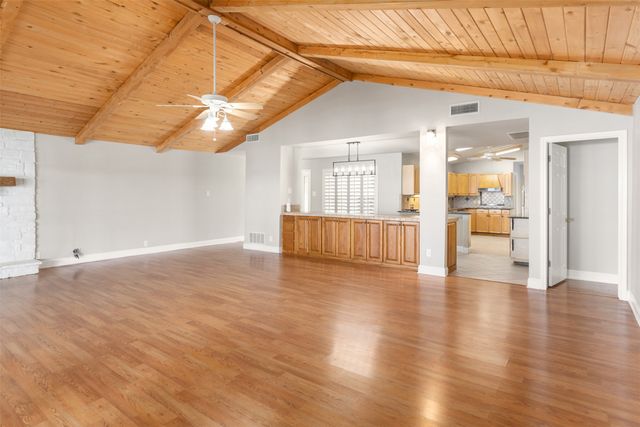 207 Loon Bay Court, Gun Barrel City, TX 75156