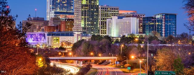 284 Meadowbark Bend 38, Garner, NC 27529