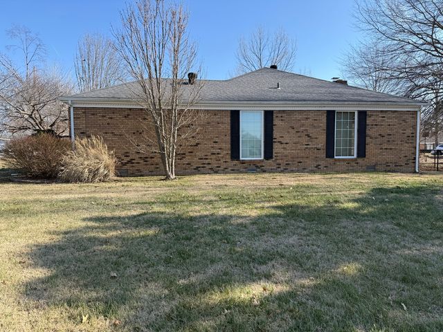 707 E Boulevard Street, Marion, IL 62959