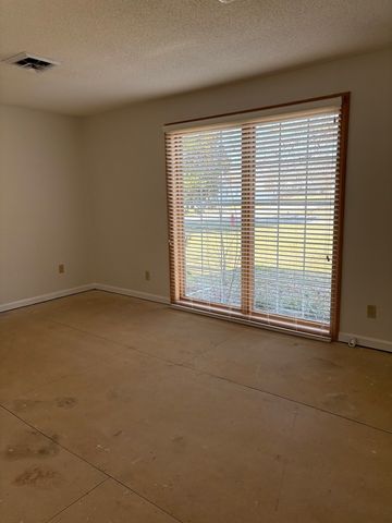 707 E Boulevard Street, Marion, IL 62959