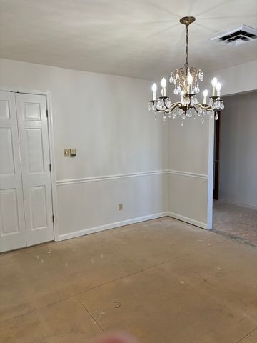 707 E Boulevard Street, Marion, IL 62959