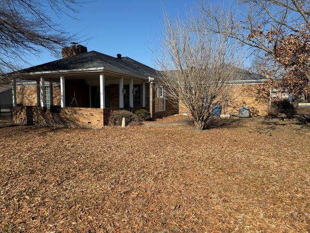 707 E Boulevard Street, Marion, IL 62959