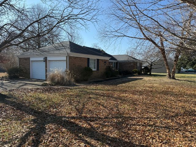 707 E Boulevard Street, Marion, IL 62959