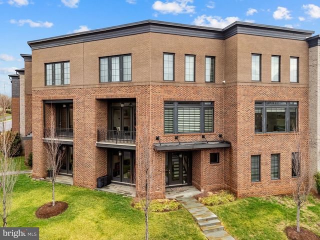 23132 BROOKSBANK SQ, Brambleton, VA 20148