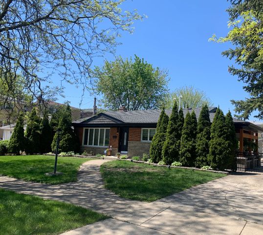 8632 New England Avenue, Burbank, IL 60459