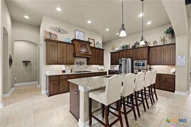 965 Woodland Oaks, New Braunfels, TX 78132