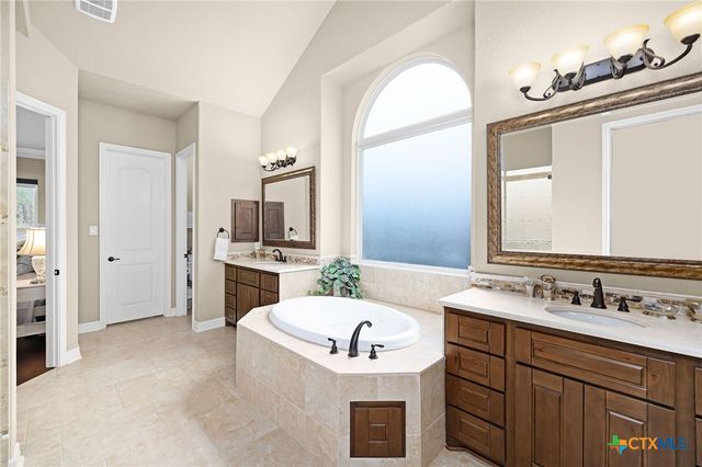965 Woodland Oaks, New Braunfels, TX 78132