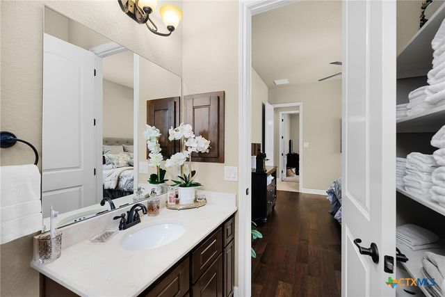 965 Woodland Oaks, New Braunfels, TX 78132