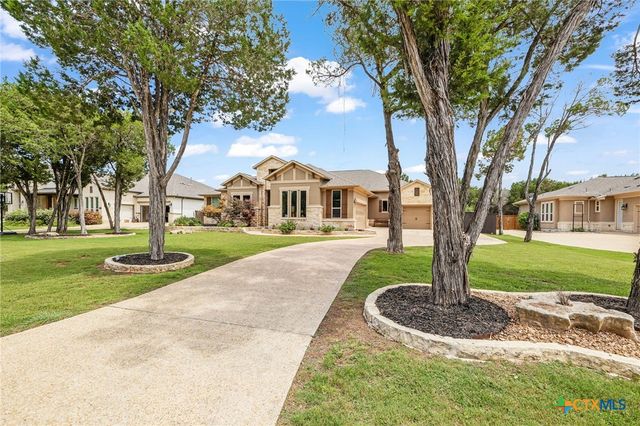 965 Woodland Oaks, New Braunfels, TX 78132