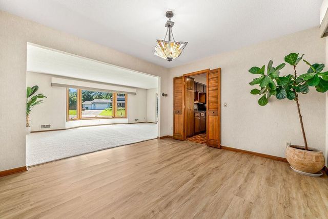792 Mimosa Lane, New Brighton, MN 55112