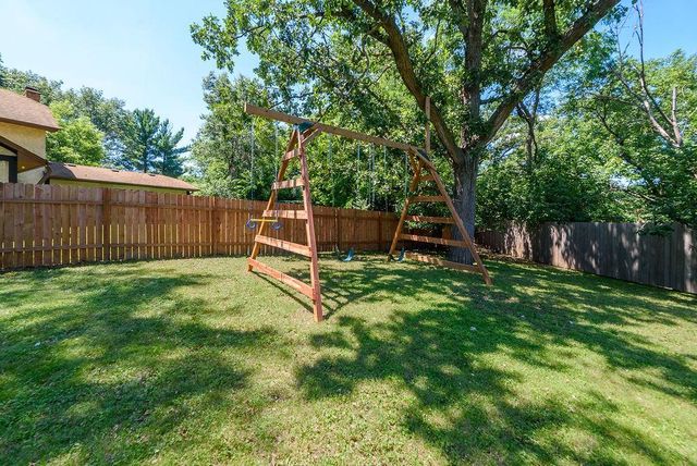 792 Mimosa Lane, New Brighton, MN 55112
