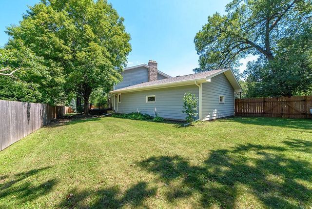 792 Mimosa Lane, New Brighton, MN 55112