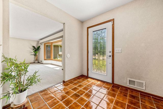 792 Mimosa Lane, New Brighton, MN 55112