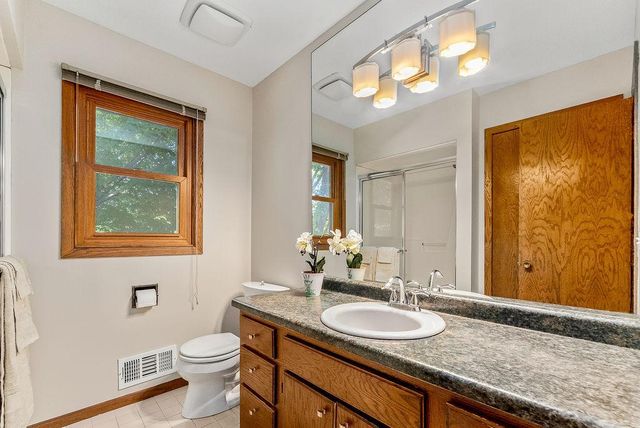 792 Mimosa Lane, New Brighton, MN 55112
