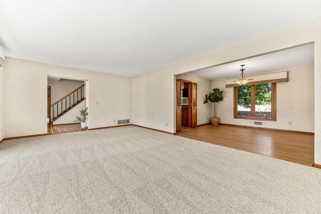 792 Mimosa Lane, New Brighton, MN 55112