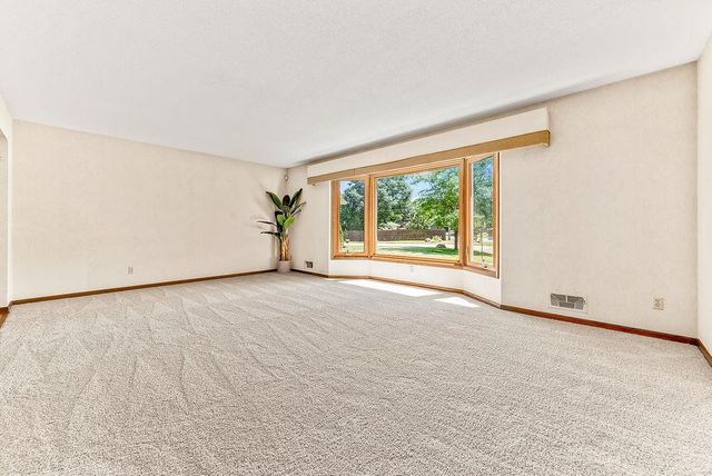 792 Mimosa Lane, New Brighton, MN 55112