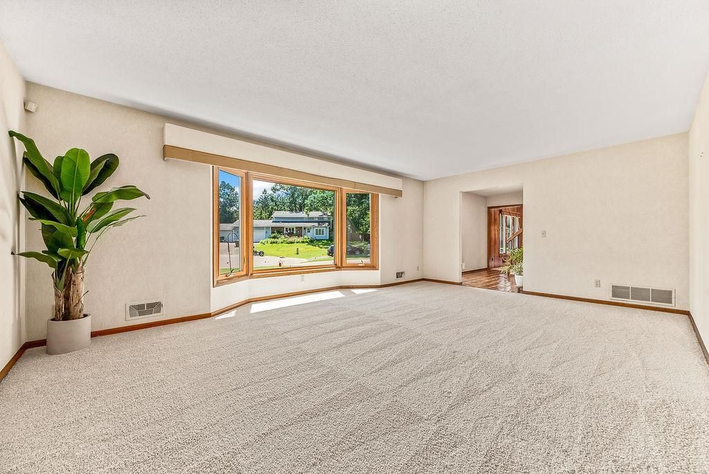 792 Mimosa Lane, New Brighton, MN 55112 — photo 3