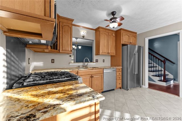 6824 Saint Julian Way, Fayetteville, NC 28314