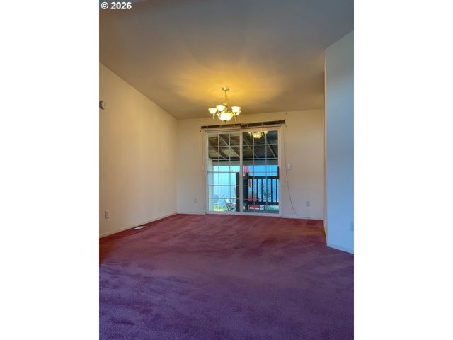 1949 Se PALMQUIST Rd 41, Gresham, OR 97080