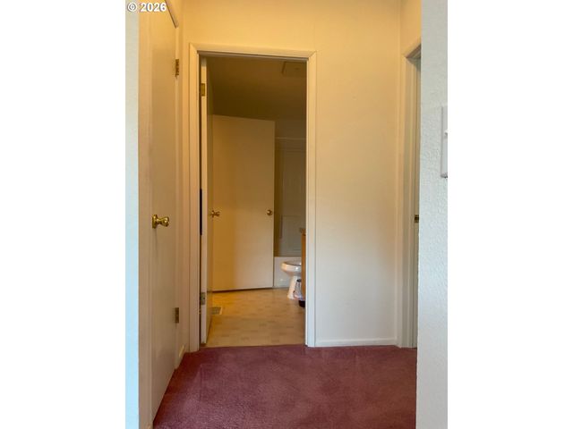 1949 Se PALMQUIST Rd 41, Gresham, OR 97080