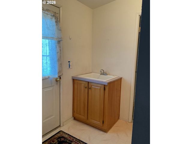 1949 Se PALMQUIST Rd 41, Gresham, OR 97080