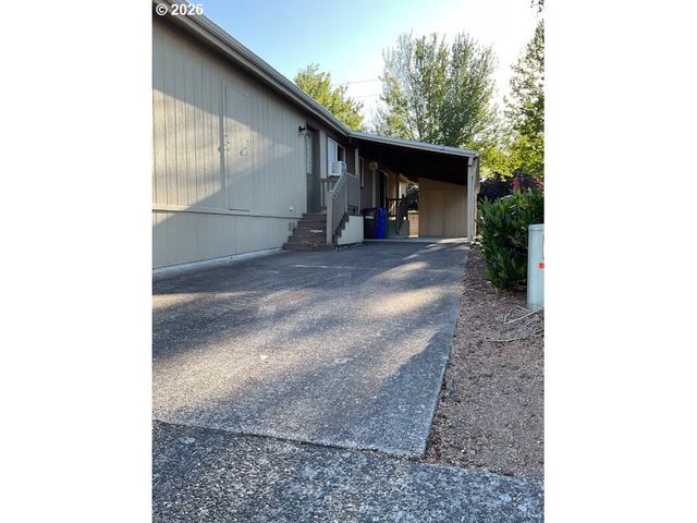 1949 Se PALMQUIST Rd 41, Gresham, OR 97080