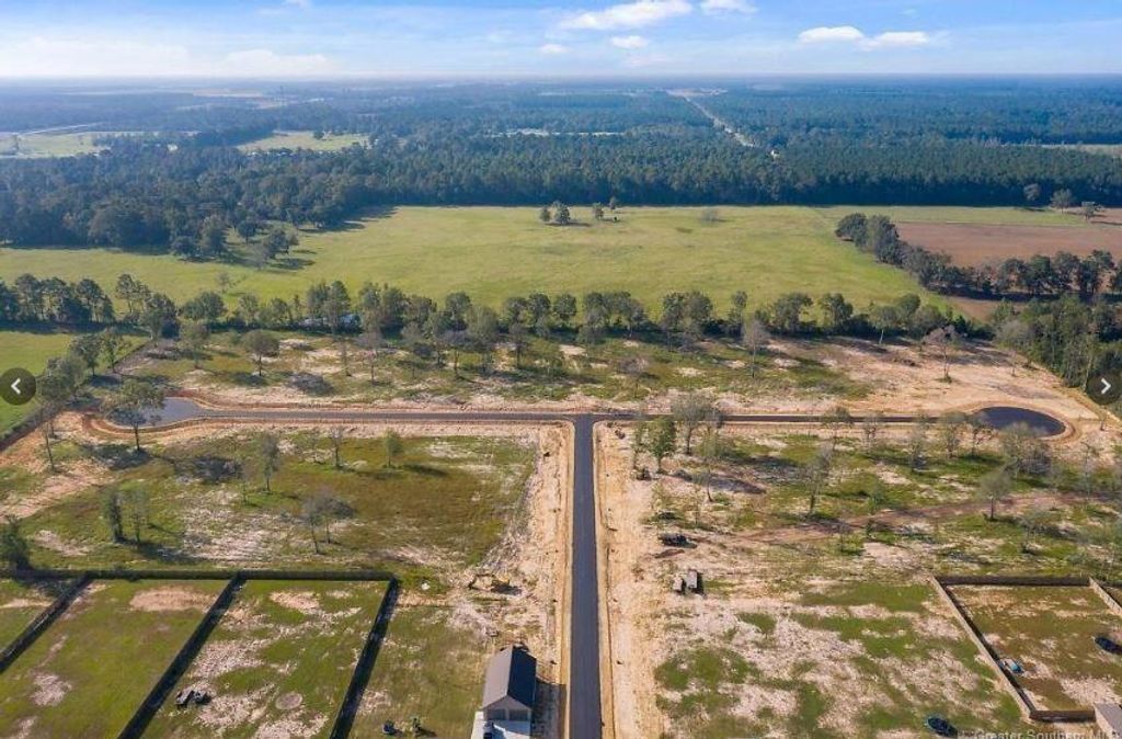 Marilyn Lane, Longville, LA 70652