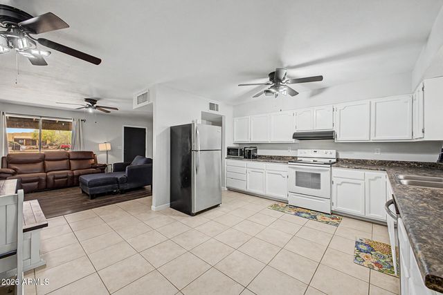 20915 W DALE Lane, Wittmann, AZ 85361