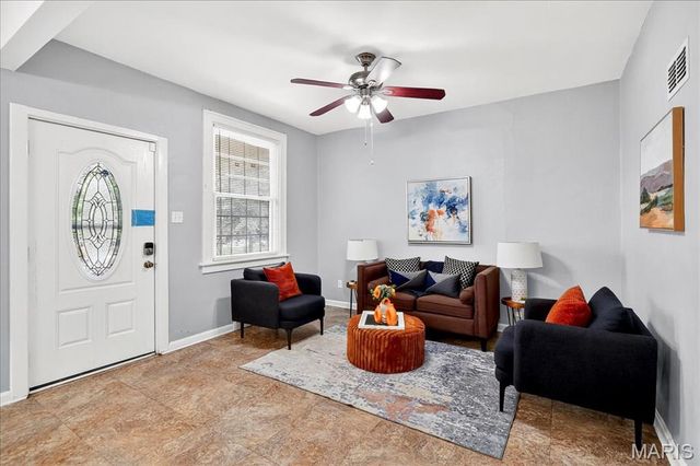 4420 S Spring Avenue, St Louis, MO 63116