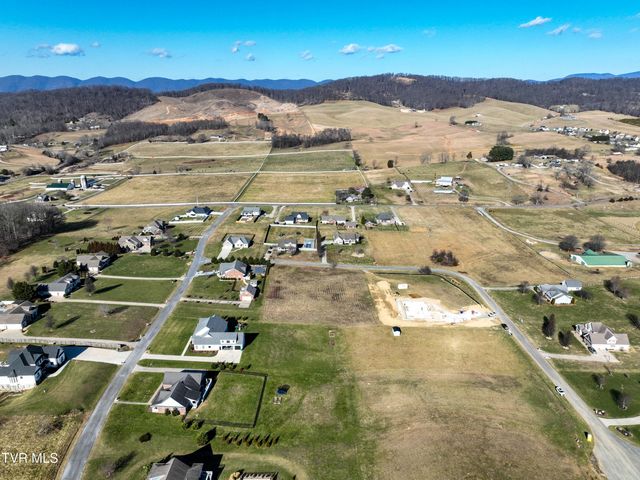 Tbd Snaffle Bit Lane, Bristol, VA 24202